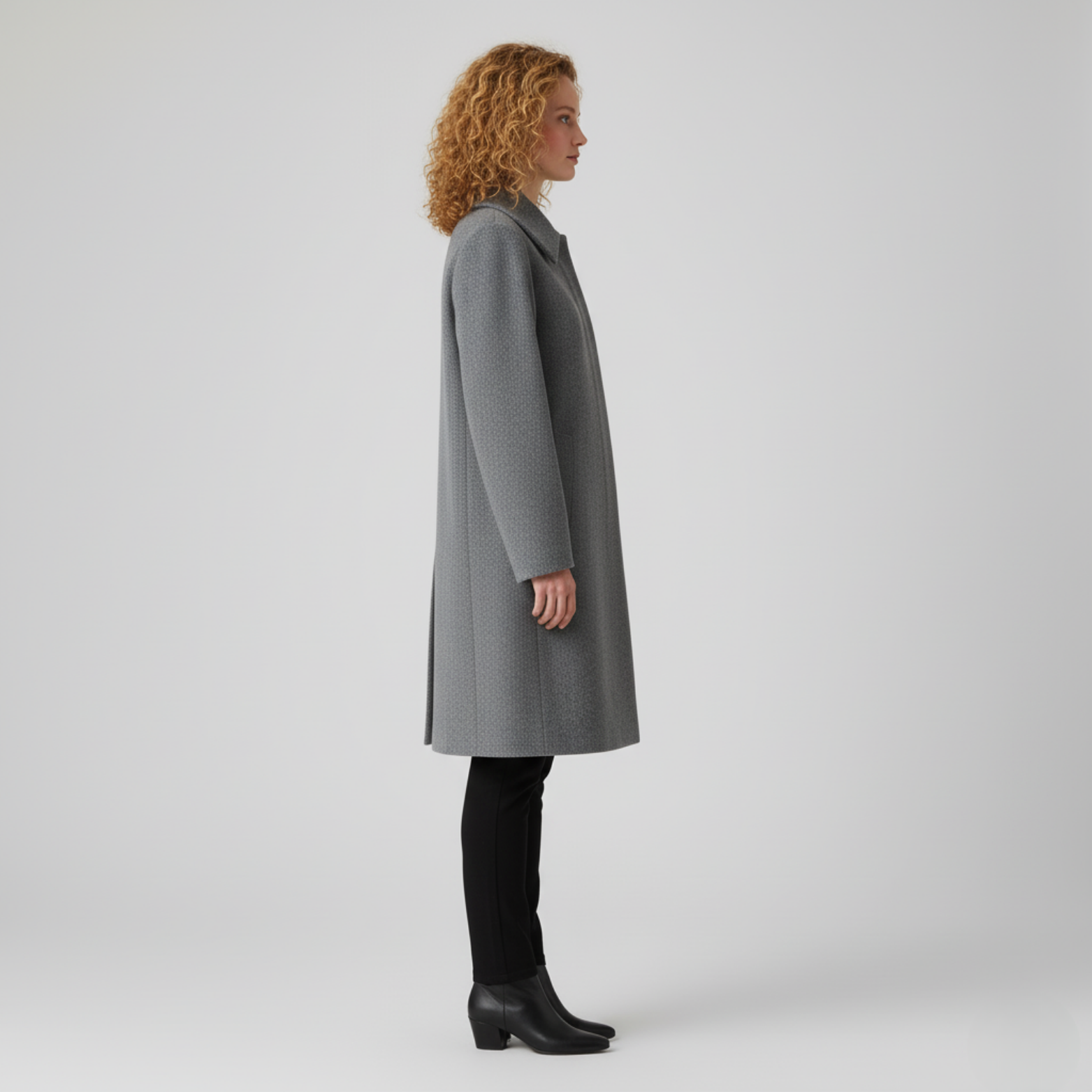 Katie - Coat with long sleeves and structured collar